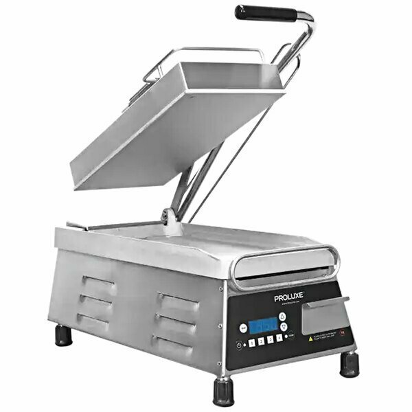 Proluxe CS157A Vantage Light-Duty Clamshell Sandwich Grill with Smooth Plates - 120V 1150W 636CS157A